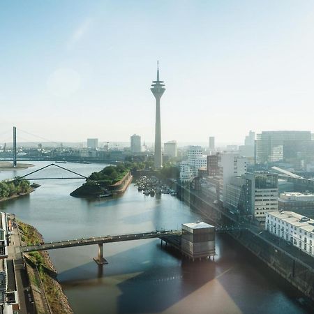 Henri Hotel Duesseldorf Downtown Exterior photo