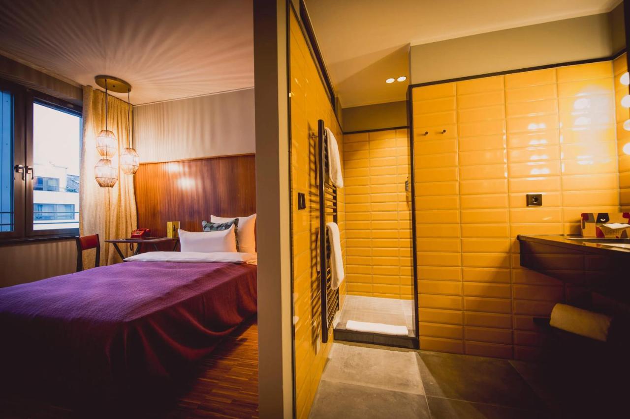 Henri Hotel Duesseldorf Downtown Exterior photo
